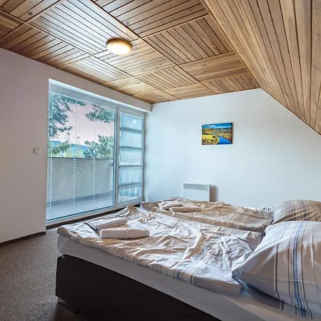 Hotel Trhovky *